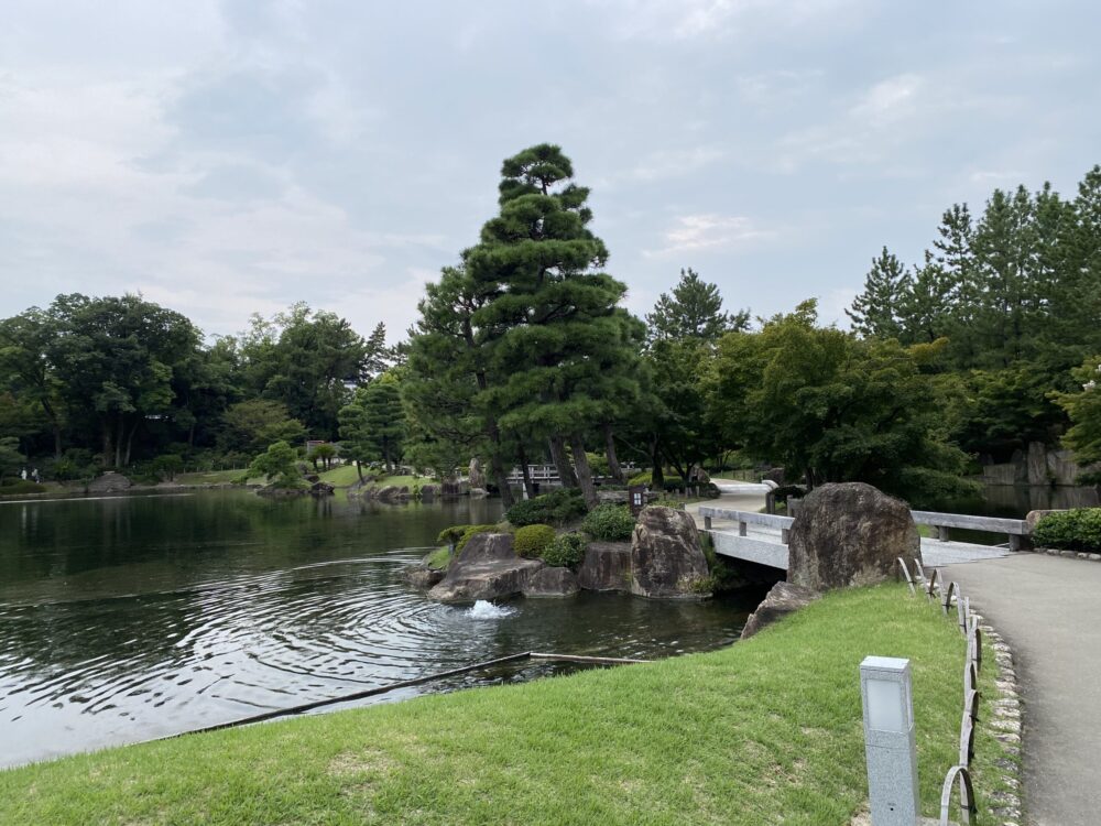【名古屋旅行】大阪から車で行った場合。おすすめの観光名所を巡る旅行プラン/徳川園/入ったところ