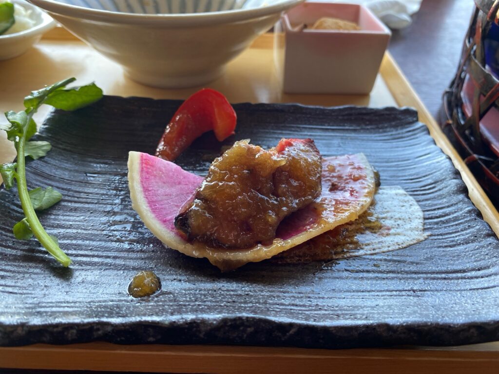 ダイナミックキッチン＆バー 燦(さん) OBPツインタワー店 竹籠膳(たけかごぜん) 国産牛ステーキ