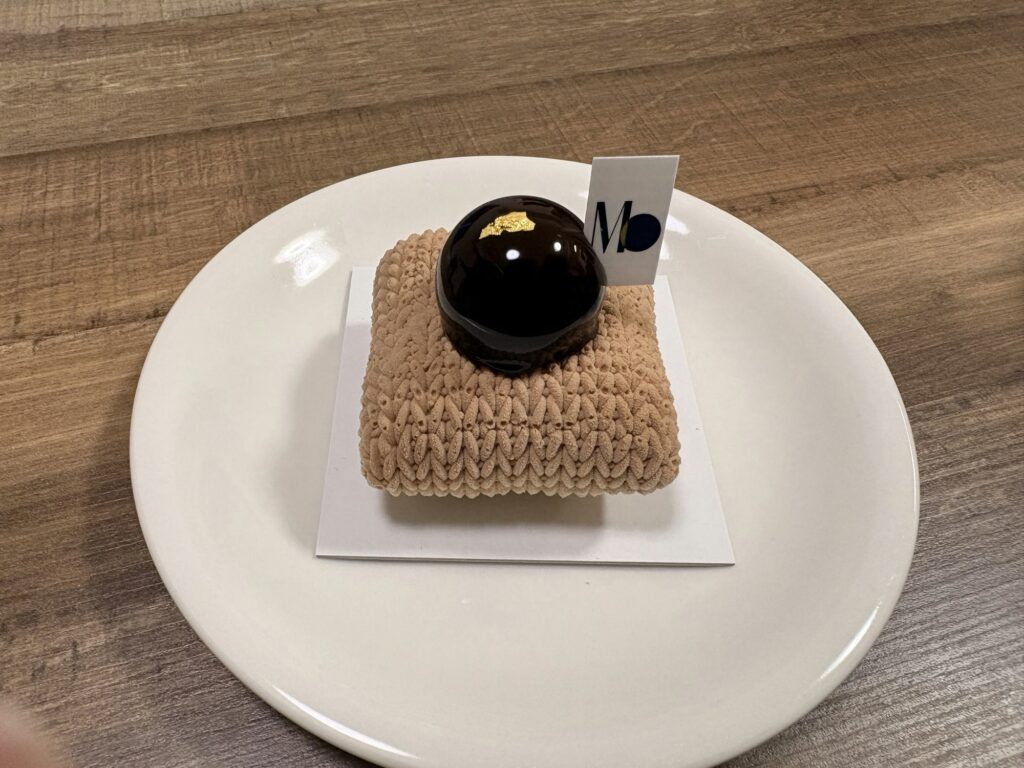 【極上】マサヒコオズミパリのザブトンモンブランが美味すぎたのでレビュー!甘い物好きは一回は食べてみて!