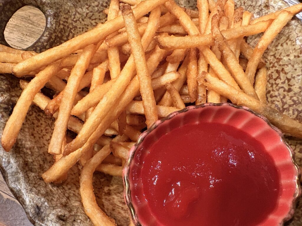 【京橋】うなぎ串でお酒がウマい居酒屋「う頂天」がリニューアルしたので行ってきた!フライドポテト